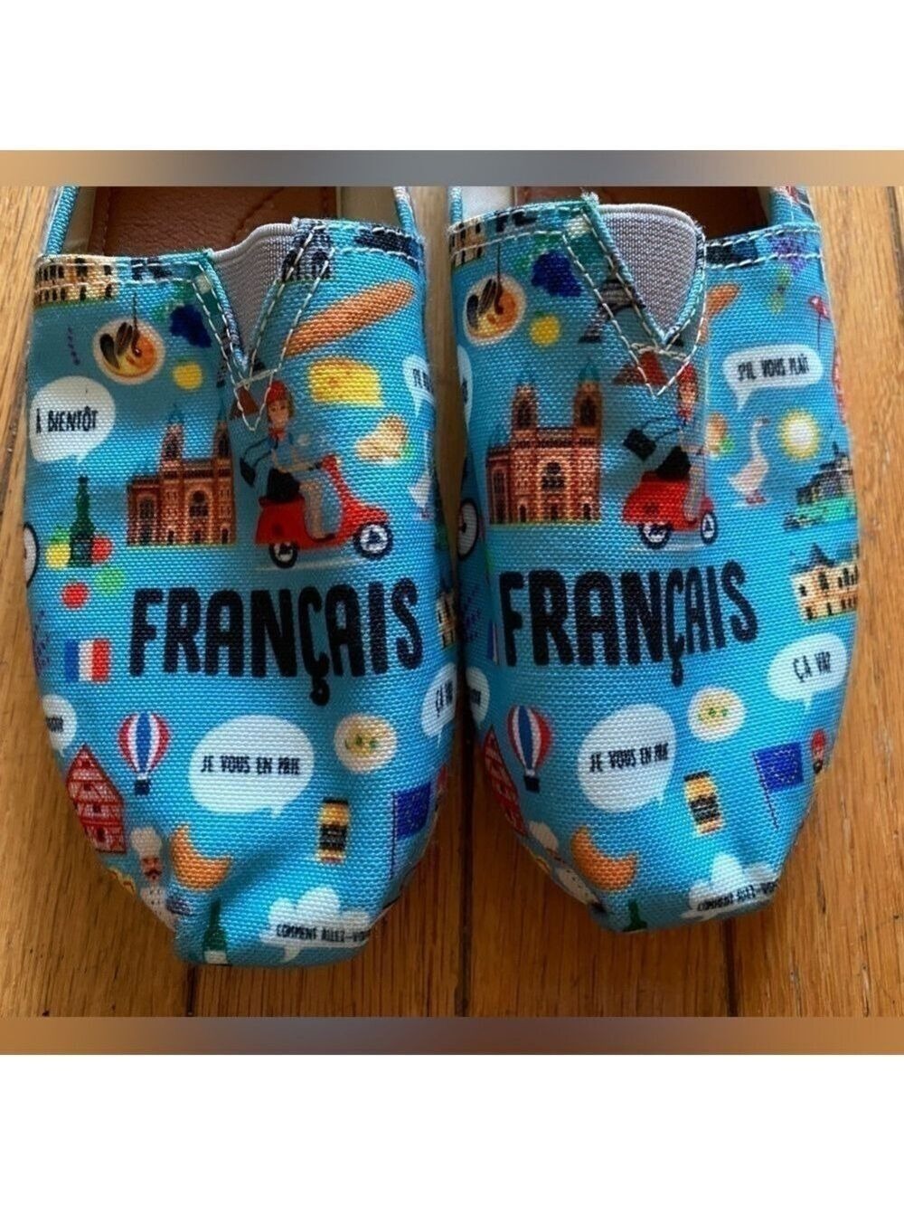 Français Graphic Canvas Flat 8